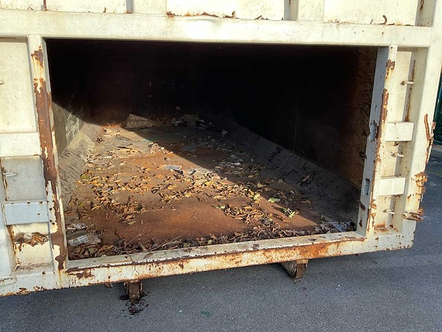 Gesloten container - afbeelding 3 van  13