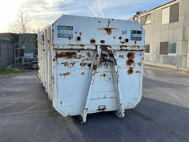 Gesloten container - afbeelding 11 van  13