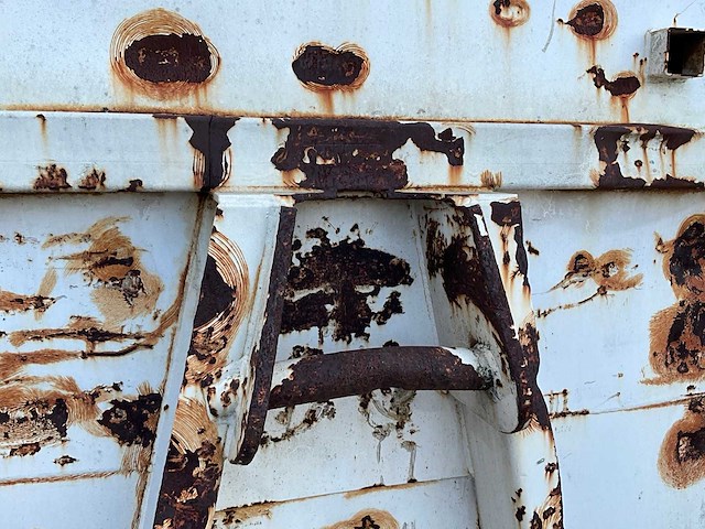 Gesloten container - afbeelding 12 van  13