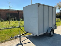 Gesloten opbouw aanhangwagen - afbeelding 1 van  9