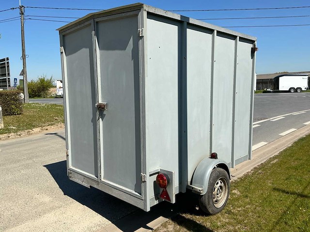 Gesloten opbouw aanhangwagen - afbeelding 4 van  9