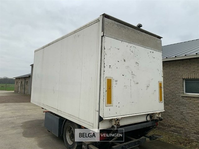 Gesloten trailer - afbeelding 8 van  12