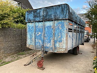 Gesloten vee-/dierenaanhangwagen - afbeelding 1 van  11