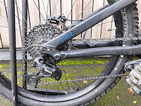 Gespecialiseerde carbon e-mountainbike - afbeelding 8 van  9