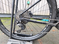 Gespecialiseerde levo e-mountainbike - afbeelding 5 van  8