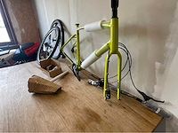 Gespecialiseerde sirus 2.0 maat l stadsfiets - afbeelding 2 van  7