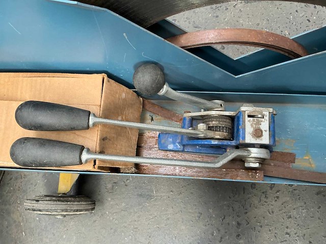 Getra manuele omsnoeringsbandmachine / wagen - afbeelding 3 van  5