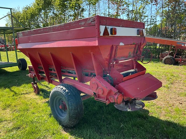 Getrokken kalkstrooier - afbeelding 5 van  8