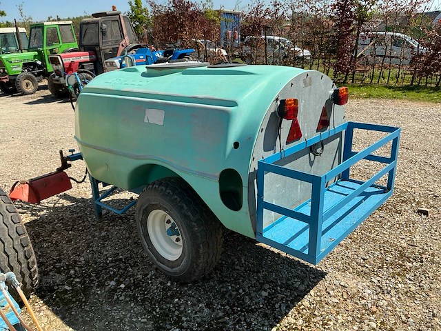 Getrokken onkruid spuitmachine - afbeelding 6 van  6