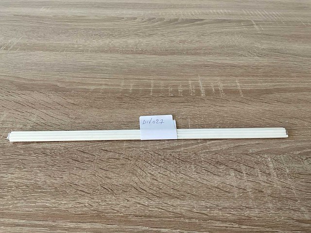 Geurstokjes 30cm witte (8 st shrinkwrapped) (12716x) - afbeelding 1 van  3