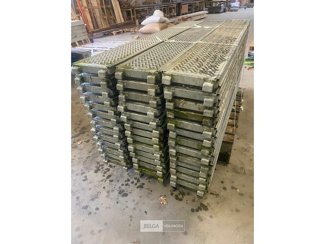 Gevel stelling 120 m² - afbeelding 1 van  14