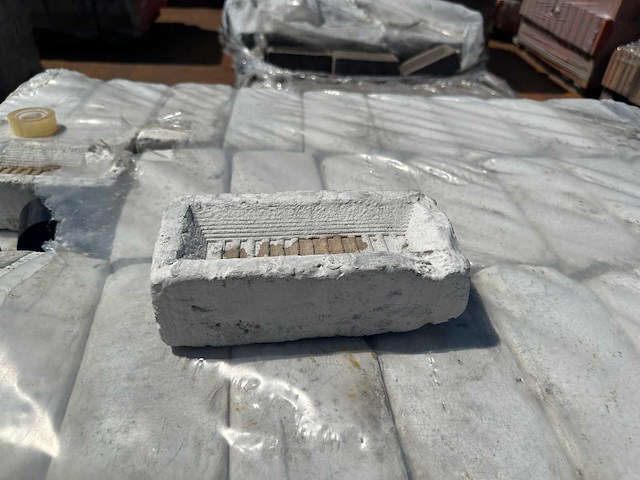 Gevelstenen vlissingse olivier bricks 215x100x65 - afbeelding 2 van  2