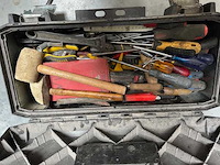 Gevulde gereedschapskoffer - accessory haandtools - afbeelding 1 van  2