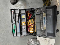 Gevulde gereedschapskoffer - accessory haandtools - afbeelding 1 van  2