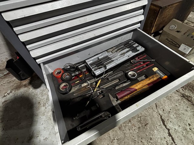 Gevulde verrijdbare werkkar kraftwerk - afbeelding 8 van  10