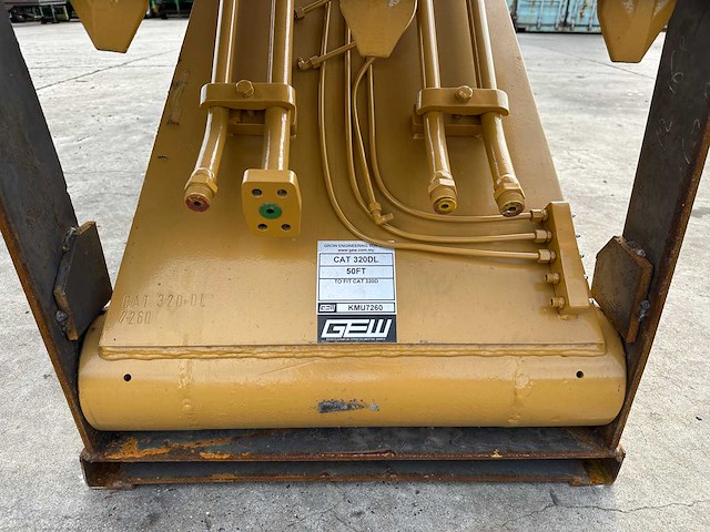 Gew - long reach arm + voorarm cat 320d - afbeelding 10 van  26