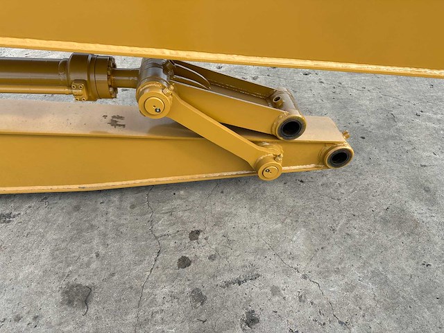 Gew - long reach arm + voorarm cat 320d - afbeelding 16 van  26