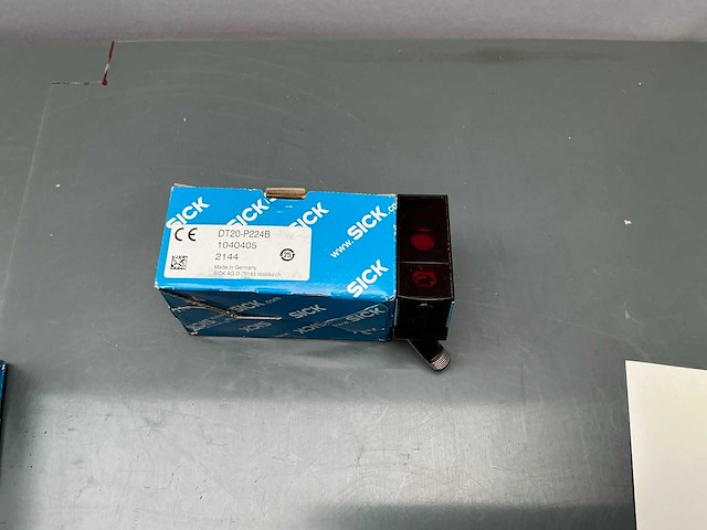 Geweldige dt20-p224b industriële laserafstandsmeter - afbeelding 1 van  2