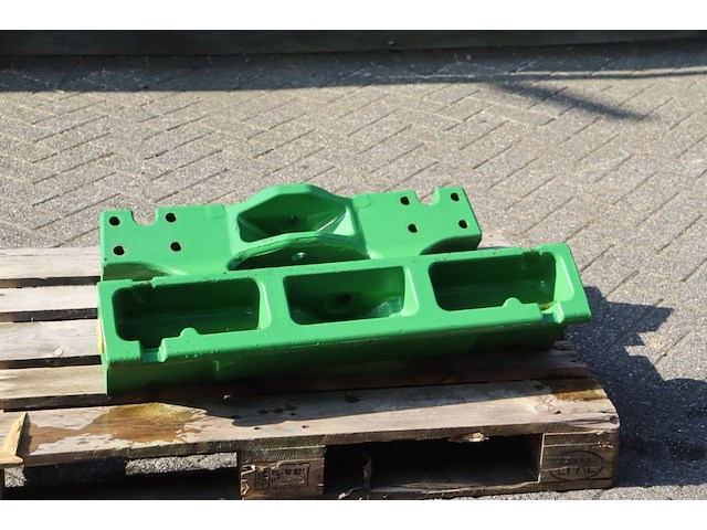 Gewichten drager john deere r8 nieuw - afbeelding 1 van  1