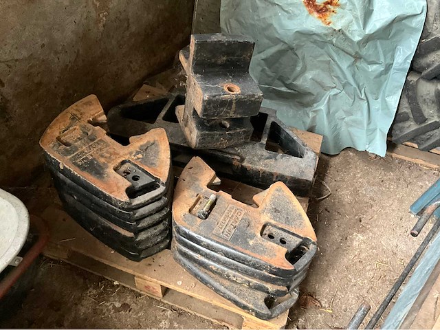 Gewichtenset case/new holland - afbeelding 1 van  6