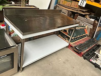 Ggg rvs werktafel - afbeelding 1 van  4