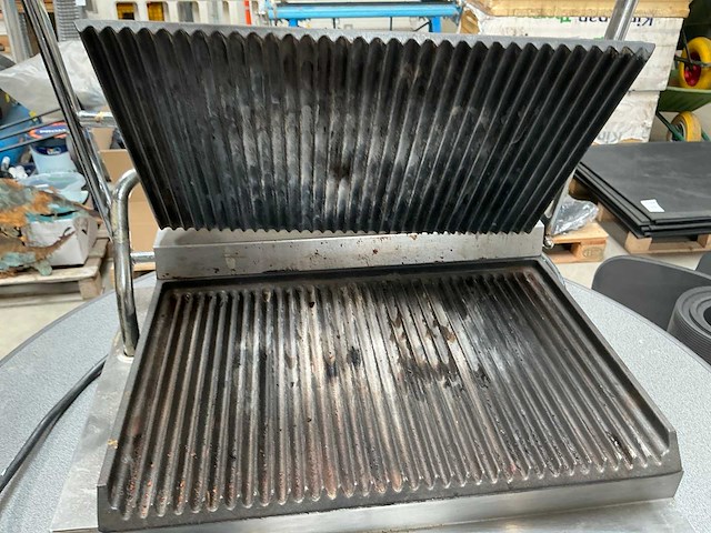Ggm gastro kgk45 contactgrill - afbeelding 4 van  5