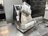Ggm gastro tp30d-n pizzadeegroller - afbeelding 1 van  6