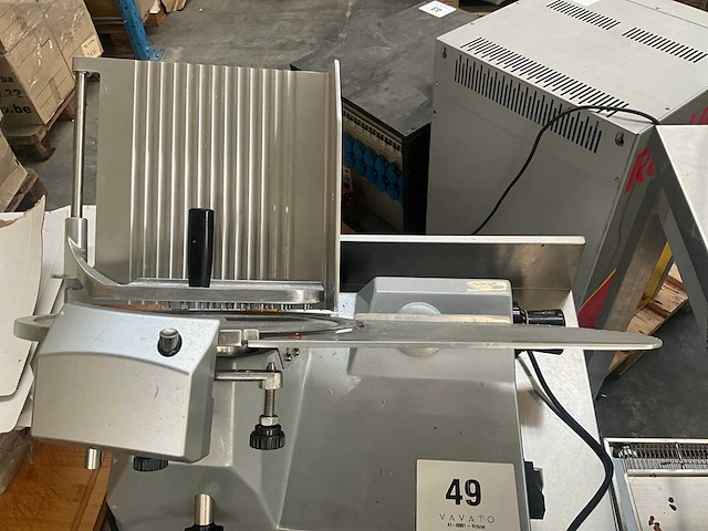 Ggmgastro amh300a vleessnijmachine - afbeelding 3 van  5