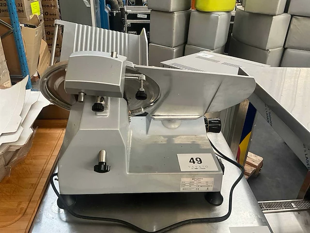 Ggmgastro amh300a vleessnijmachine - afbeelding 1 van  5