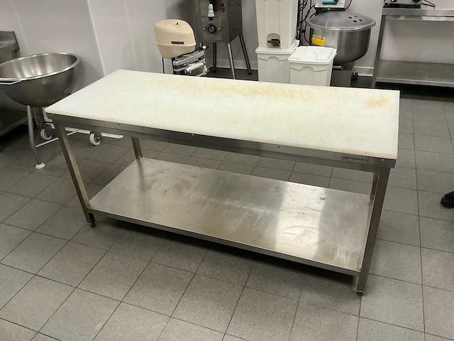 Ggmgastro inox werktafel + pvc snijblad rvs werktafel - afbeelding 1 van  9