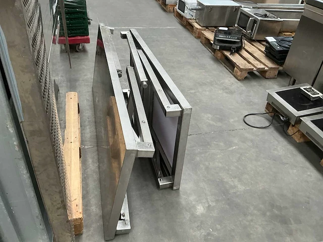 Ggmgastro rvs opplooibare werktafel (4x) - afbeelding 4 van  4