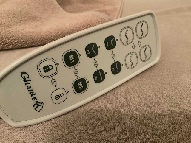 Gharieni elektrische massagebank - afbeelding 3 van  4