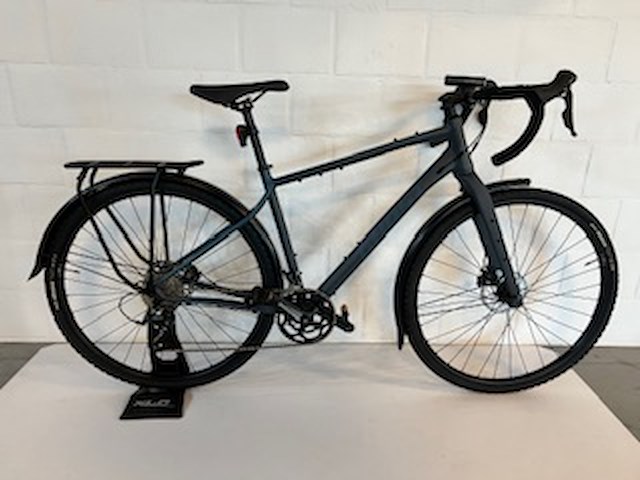 Ghost asket equiped gravel - afbeelding 1 van  3