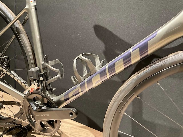 Giant defy advanced 1 ml charcoal/milky way racefiets - afbeelding 20 van  20