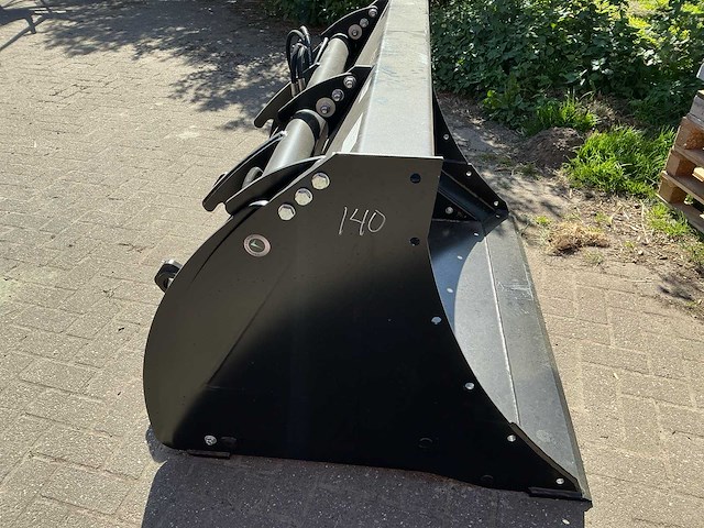 Giant hkb-1400 nieuwe graafbak / hoogkipbak - afbeelding 3 van  4