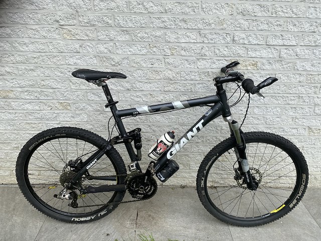 Giant nrs 3 mountainbike - afbeelding 1 van  4