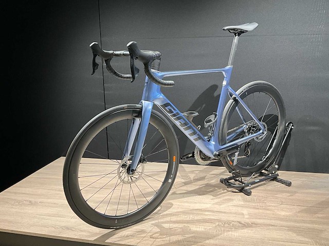 Giant propel advanced pro 1 ml frost silver racefiets - afbeelding 1 van  17