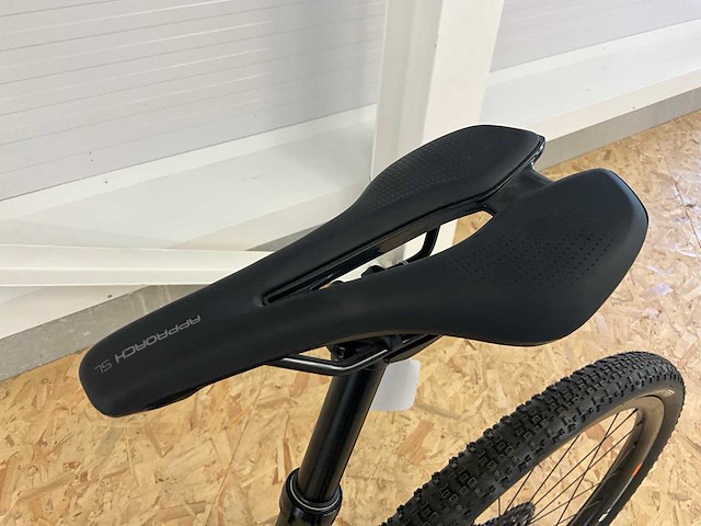 Giant revolt x advanced pro 0 gravelbike - afbeelding 6 van  21