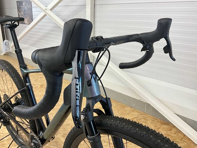 Giant revolt x advanced pro 0 gravelbike - afbeelding 15 van  21
