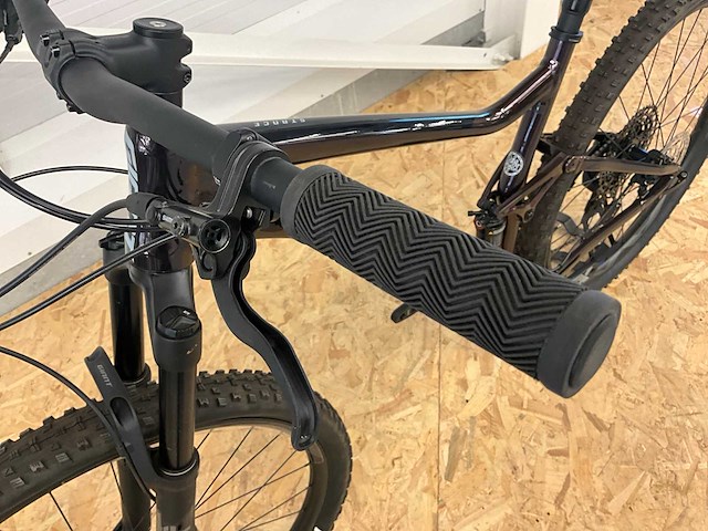 Giant stance 29 1 mountainbike - afbeelding 8 van  15