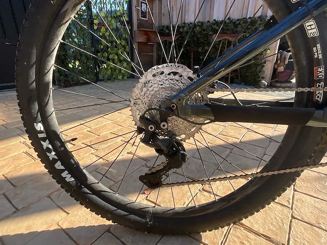 Giant stance e+ 2 volledig vering elektrische mountainbike elektrische fiets - afbeelding 4 van  8