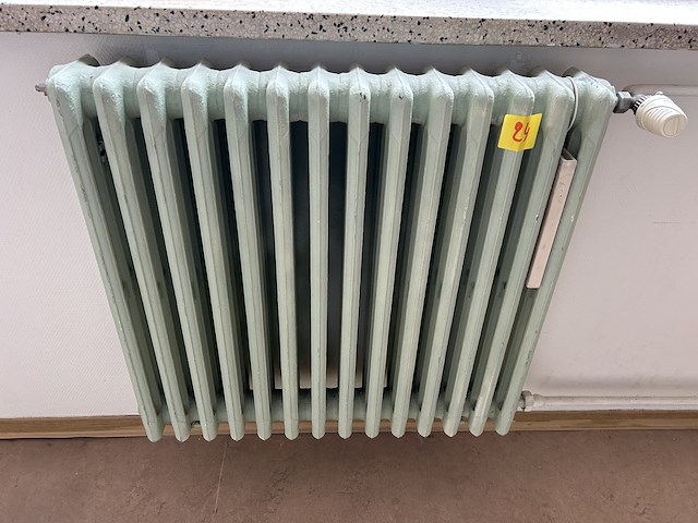 Gietijzer en ander verwarmingen (14st) - afbeelding 4 van  13