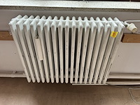 Gietijzer en ander verwarmingen (14st) - afbeelding 1 van  13