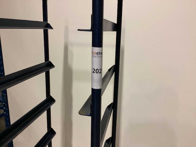 Gietijzer rek 8 niveaus overige vleesverwerking - afbeelding 3 van  3