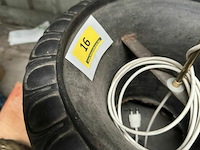 Gietijzeren lampedair - afbeelding 3 van  3