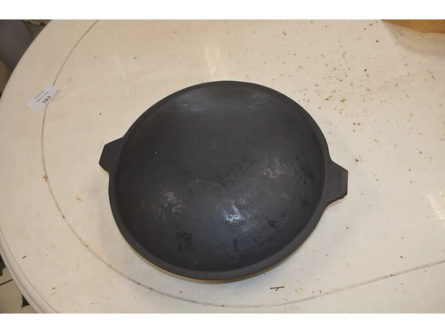 Gietijzeren pan met deksel diam. 36cm - afbeelding 5 van  10