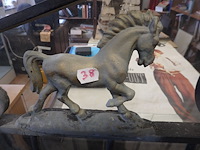 Gietijzeren poort met paarden - afbeelding 2 van  4