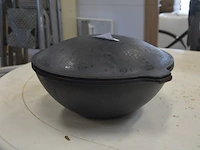 Gietijzeren pot met deksel diam. 36cm - afbeelding 3 van  7