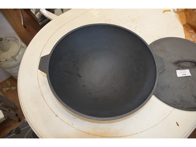 Gietijzeren pot met deksel diam. 47cm 12l - afbeelding 6 van  9