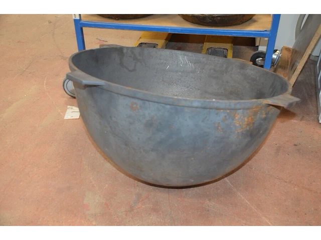 Gietijzeren pot zonder deksel diam. 65cm 70l - afbeelding 3 van  7